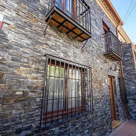 Pandora House * Malaga